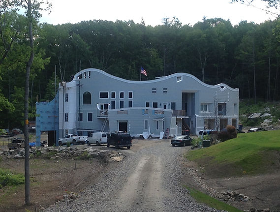 Modern Home 
Matthew Oscar Architect