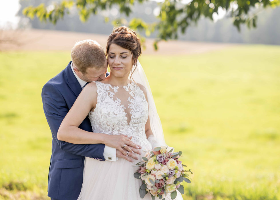 Hochzeit im Landhotel Sonnenhof , Hochzeitsfotografie Sandra Grebe , Sandsra Grebe Fotografie , Hochzeitsreportage