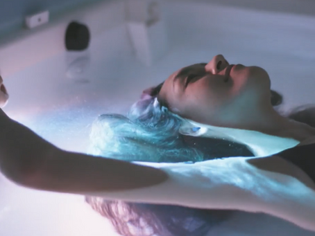 sensory deprivation tank for women’s wellness
