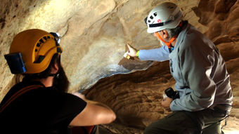 JARA TOPOGRAFÍA ESPELEOLOGICA 2.jpg