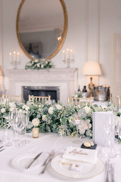 Luxury Wedding Flowers at Clivedon House