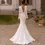 Miniatura: NOVIA HALEY | Vestido de novia sencillo de corte sirena y con mangas