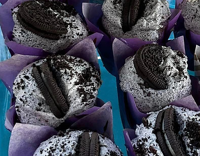 cupcake case tray_edited_edited.jpg