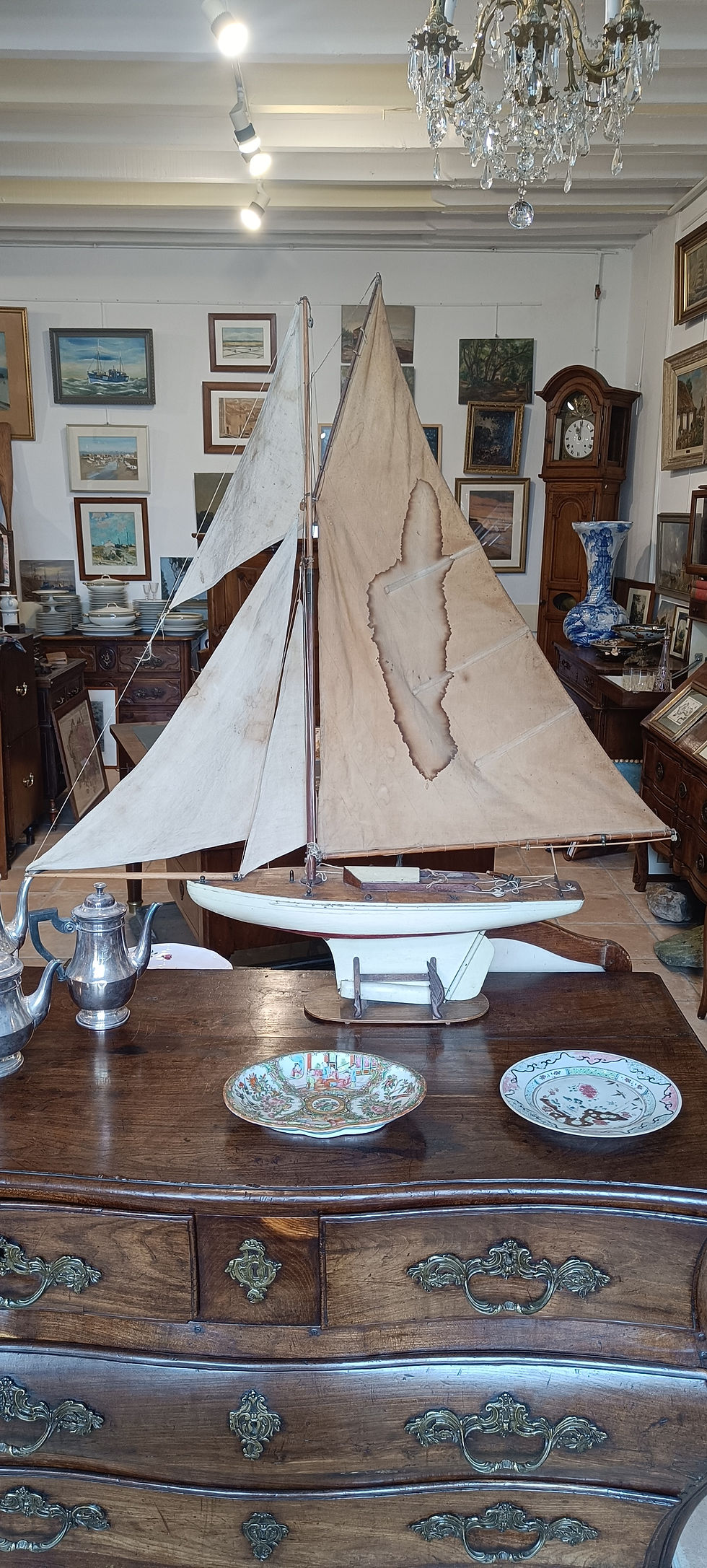 Miniature : Bateau Naviguant de bassin