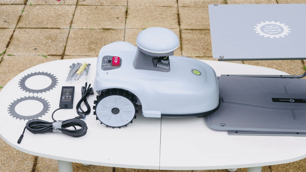 GIF showing Blix's accessories, mapping process and mowing