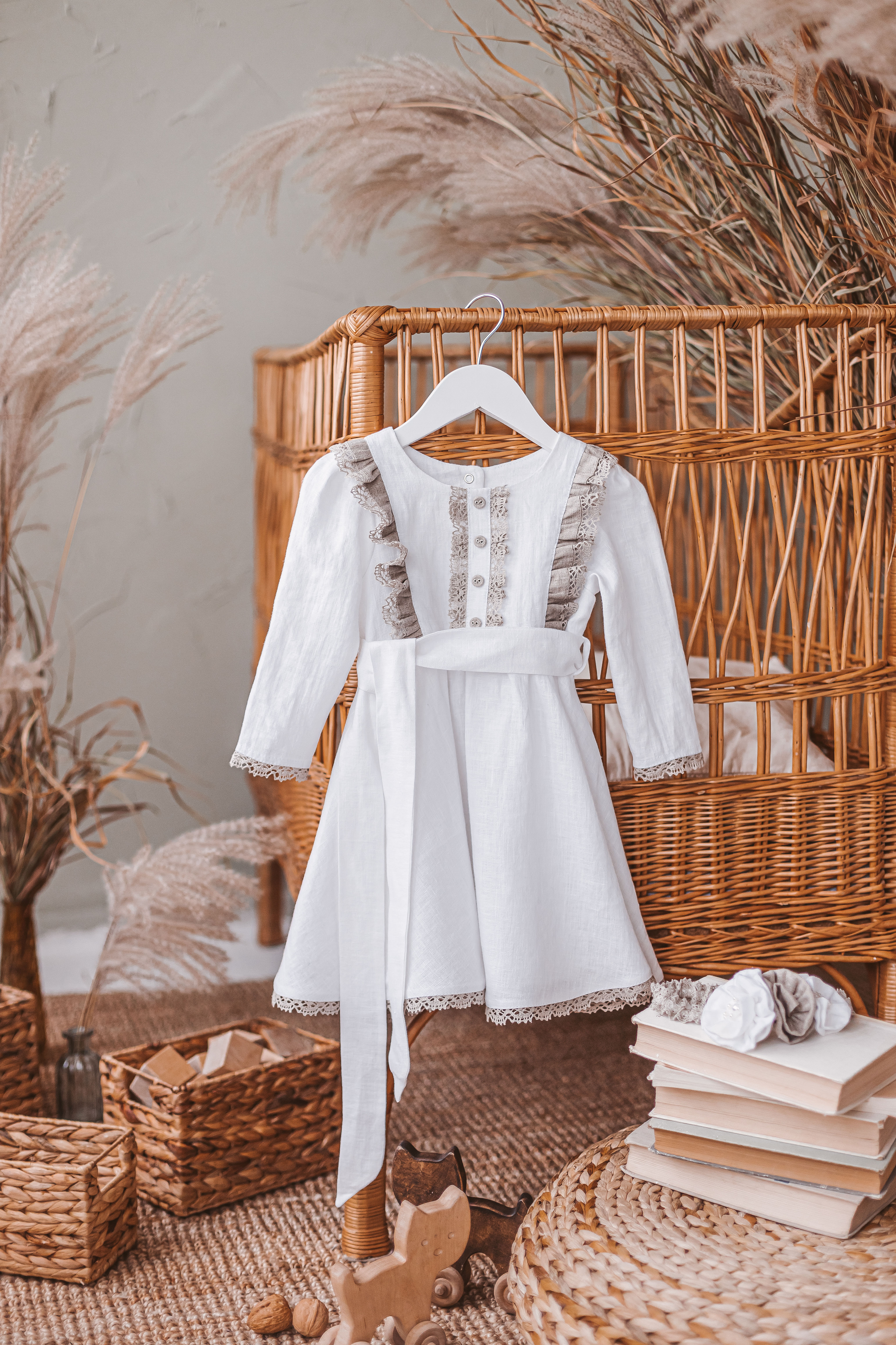 Lininė suknelė "Frezija"