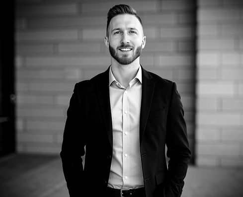 #35 - Matt - HeadshotPro_edited.jpg