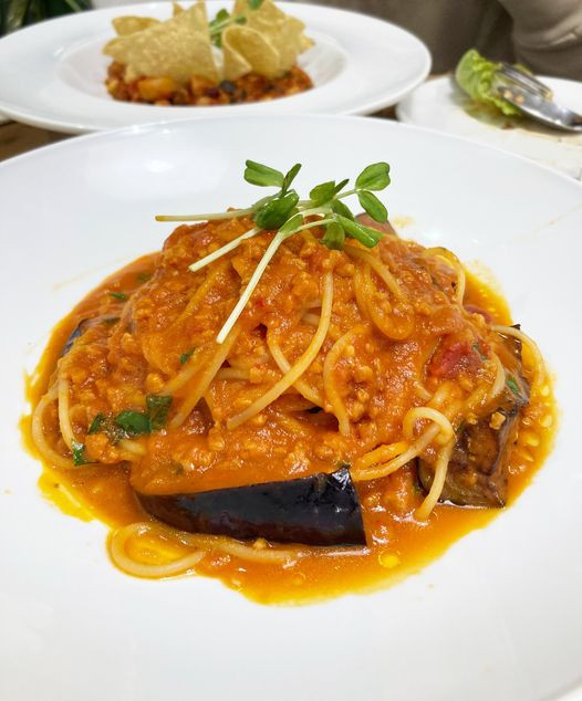 Spaghetti vegan bolognese