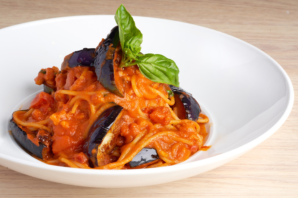 Spaghetti vegan bolognese