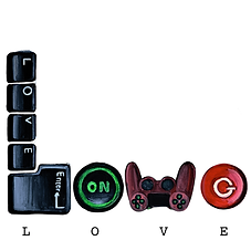 Alphabet artwork reading “LOVE” used within a structured wedding planning method in Thailand, representing foundational alignment before concept development and execution stages begin
