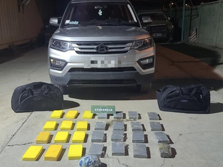 Cuatro Detenidos con Más de 30 Kilos de Drogas en Control Carretero de Carabineros