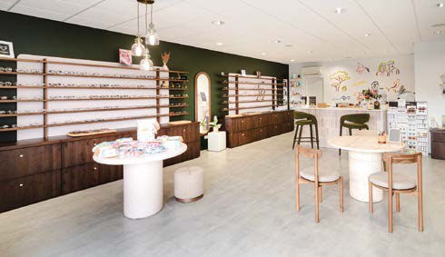 L'intérieur de la lunetterie à Tosse