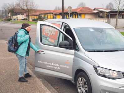 Transport : connaissez-vous Yégo à la demande ? Une navette gratuite, qui vient vous chercher chez vous.