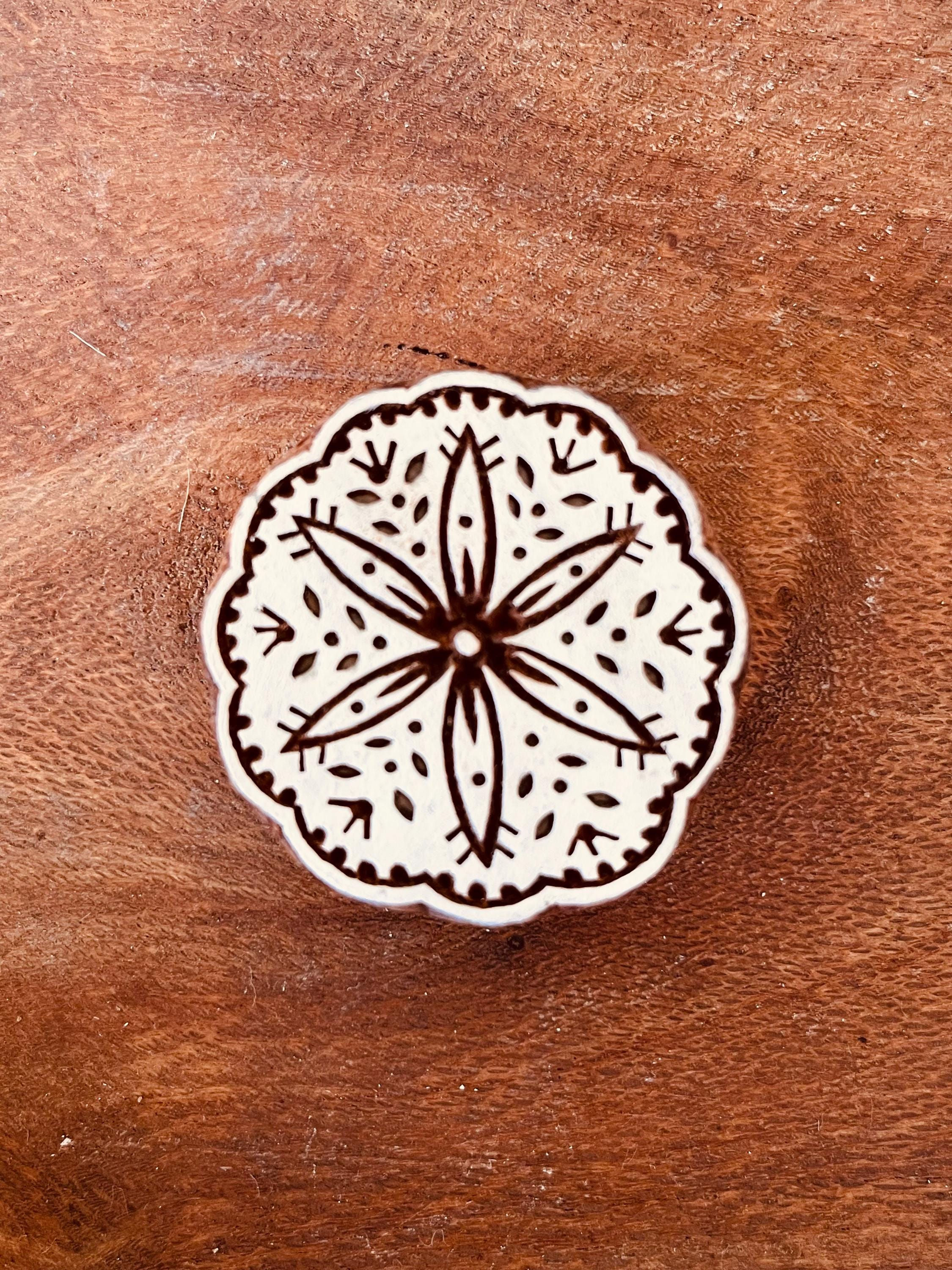 Dandelion 4.5cm Ceramics Pottery Stamp, Forest Leaf Nature Design