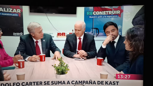 Chile 2025: Esperanza Electoral desde los Modelos Estructurales Institucionales