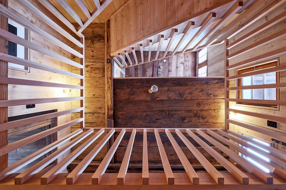 ©ScanderbegSauer - Michelhaus interne Wohnungstreppe