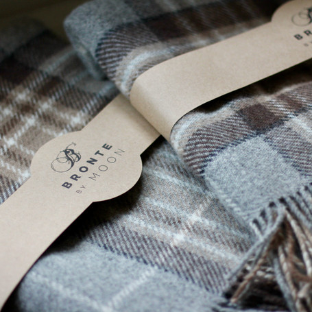 McKellar blanket with sleeve