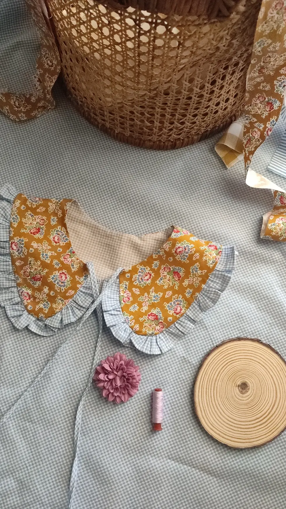Μικρογραφία: ''Little cottager'' Bloomsville mustard | Tilda's world | Vichy baby blue