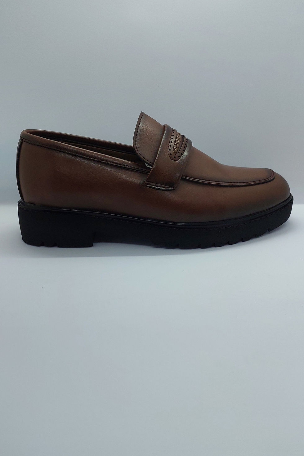 Thumbnail: 100% Handmade Brown Leather Shoes with Rope Detail