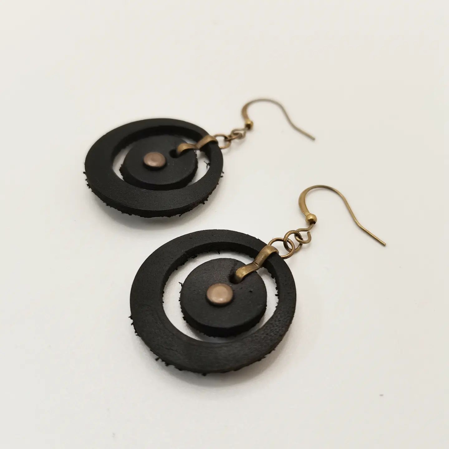Boucles D'oreilles Rouge Argenté Strass Macaron - Pendantes Baroques
