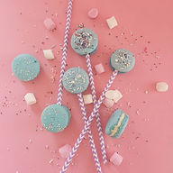 Raspberry Macaroons