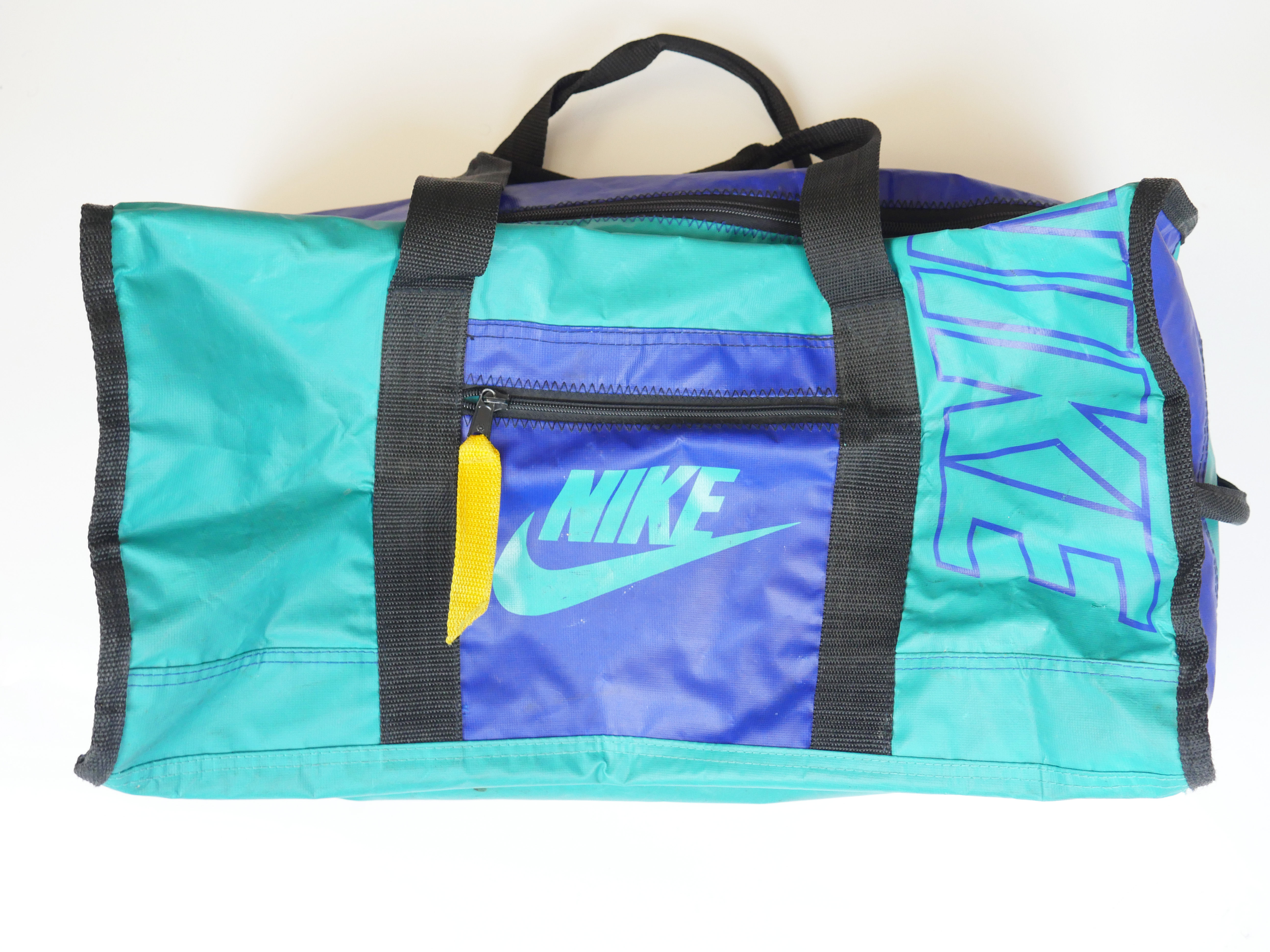 Vintage Nike 90's Duffle Bag
