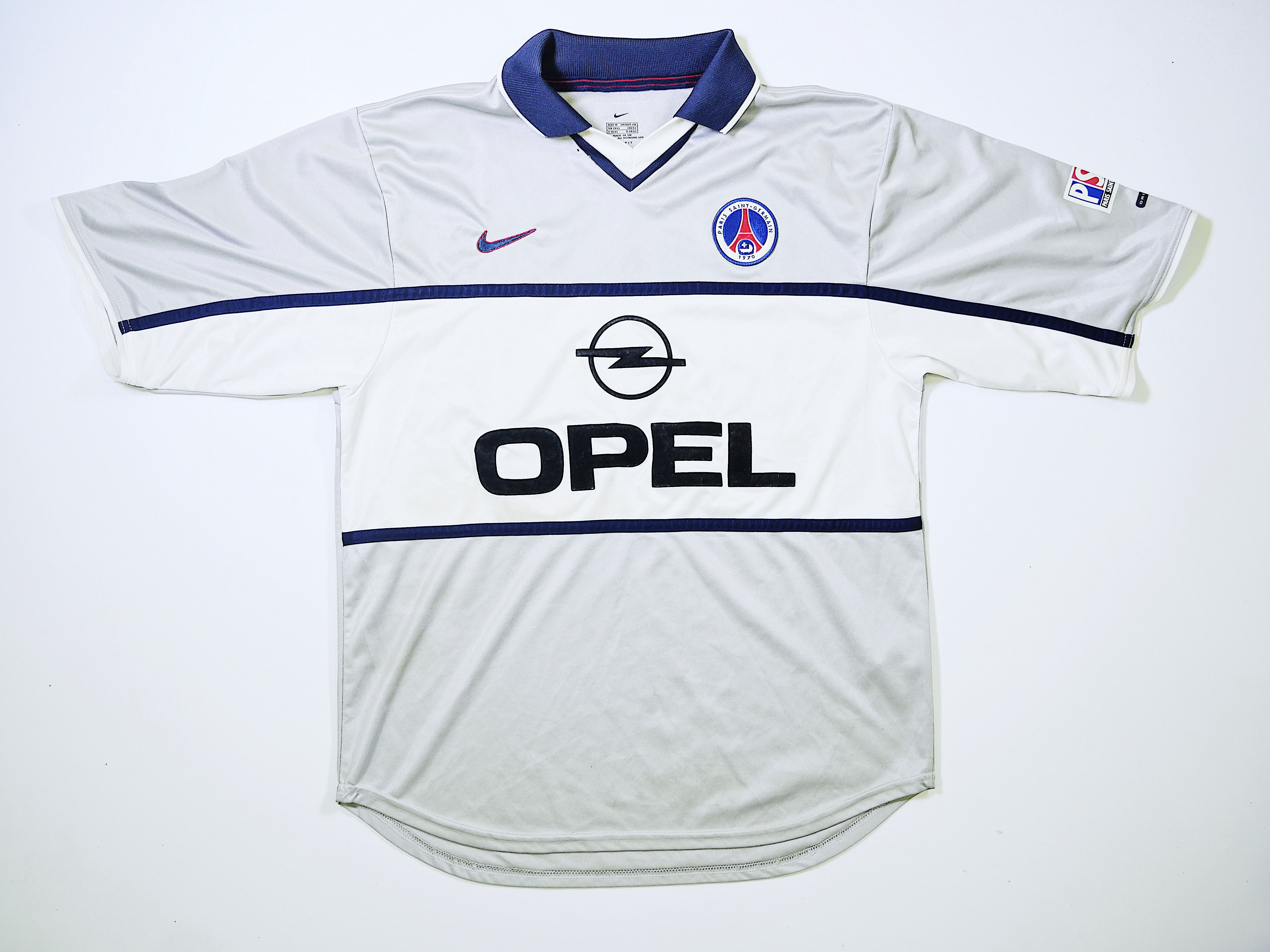 PSG Nike Away Shirt 1999-2000 / M