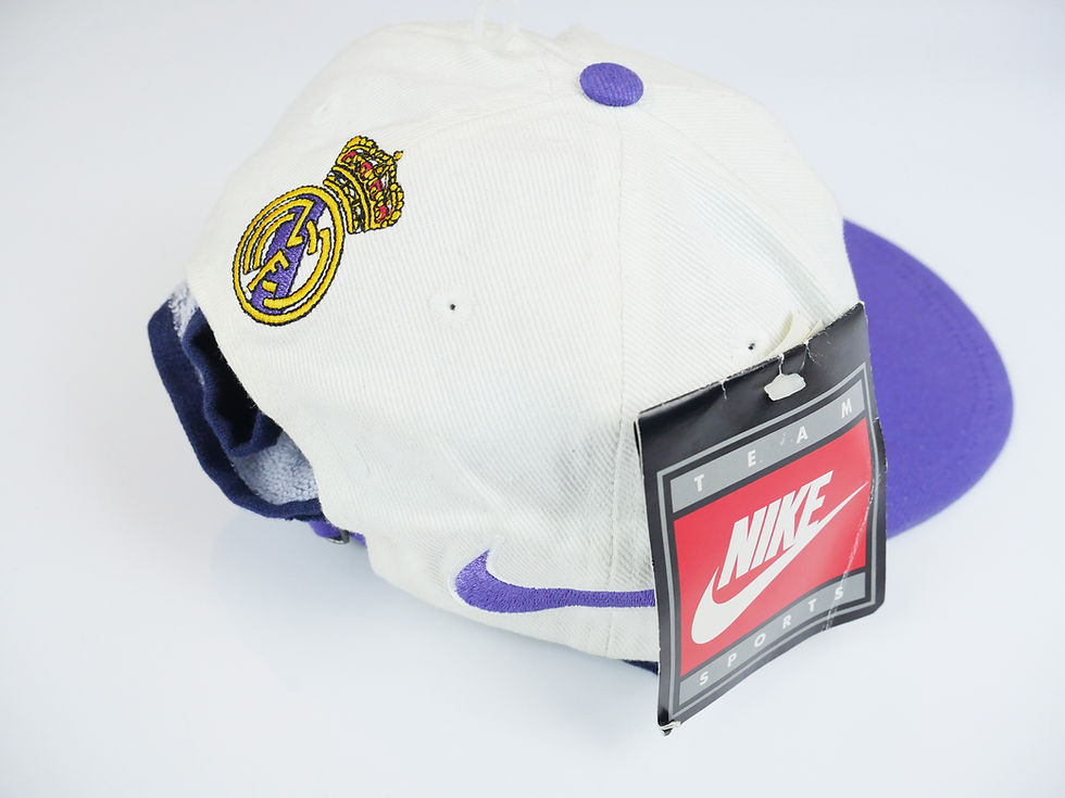 Thumbnail: Real Madrid Basketball Nike 90's Cap