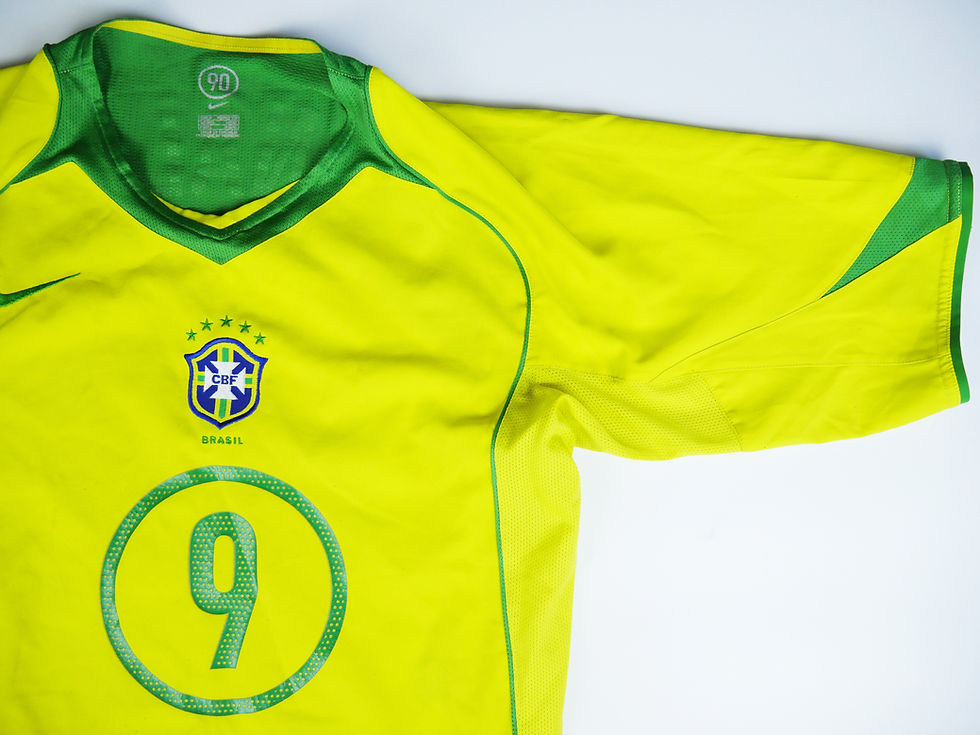 Thumbnail: Brazil Nike Jersey "RONALDO No.9" 2004 / M