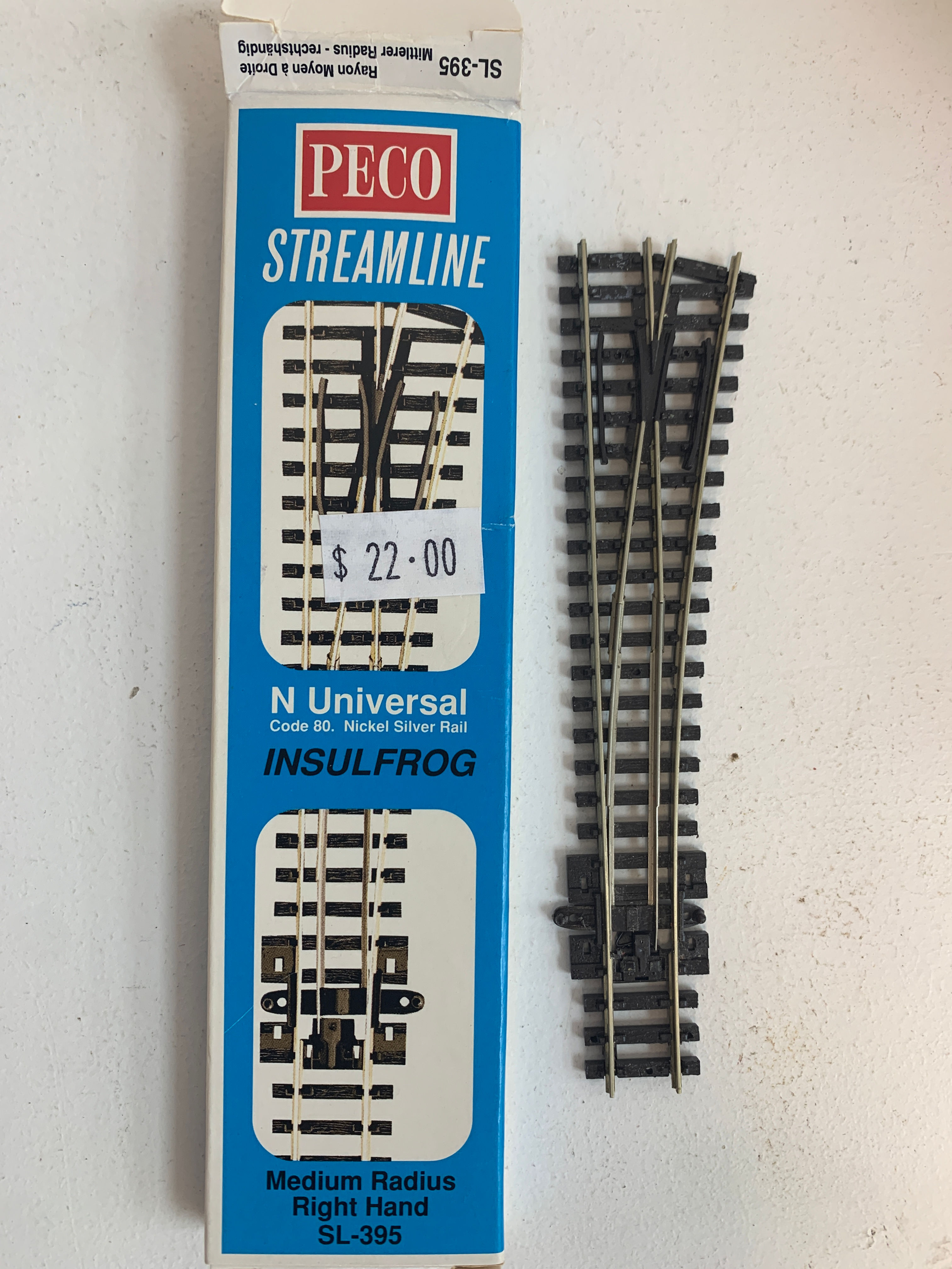N Gauge - Peco - SL395 - RH Medium Radius - Insulfrog