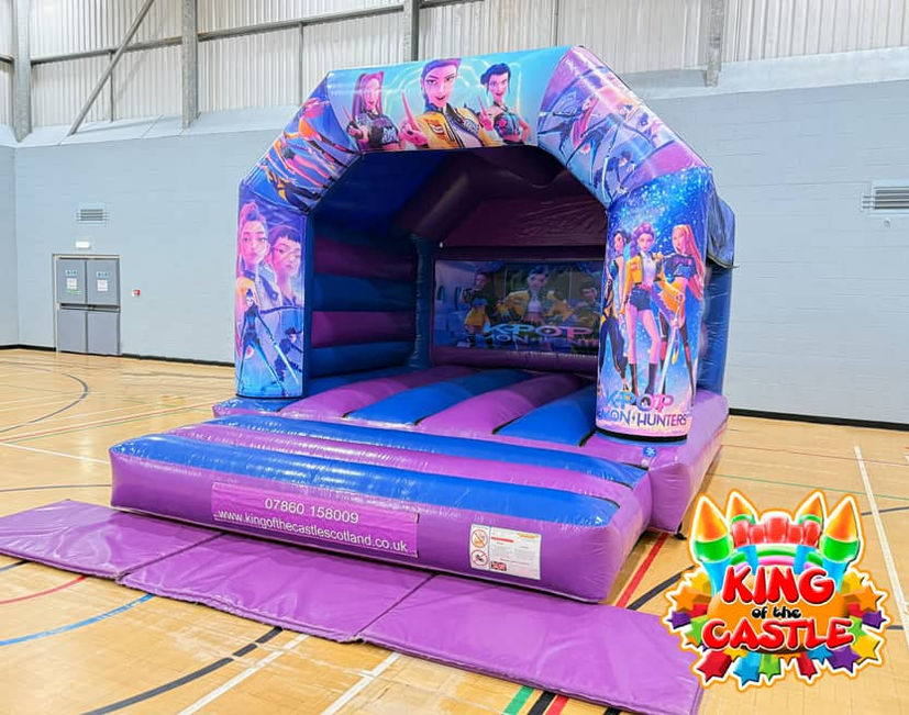 K-Pop Demon Huntets Bouncy Castle.
Available for delivery throughout Fife: Dunfermline, Kirkcaldy and Glenrothes, plus Larbert, Alloa, Tullibody