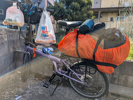 自転車で旅する中国人ロッカー🎸