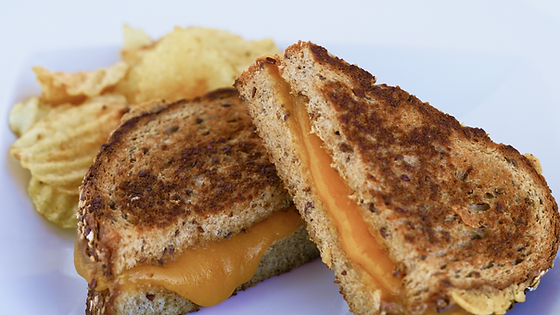 Kids grilled cheese & Chips