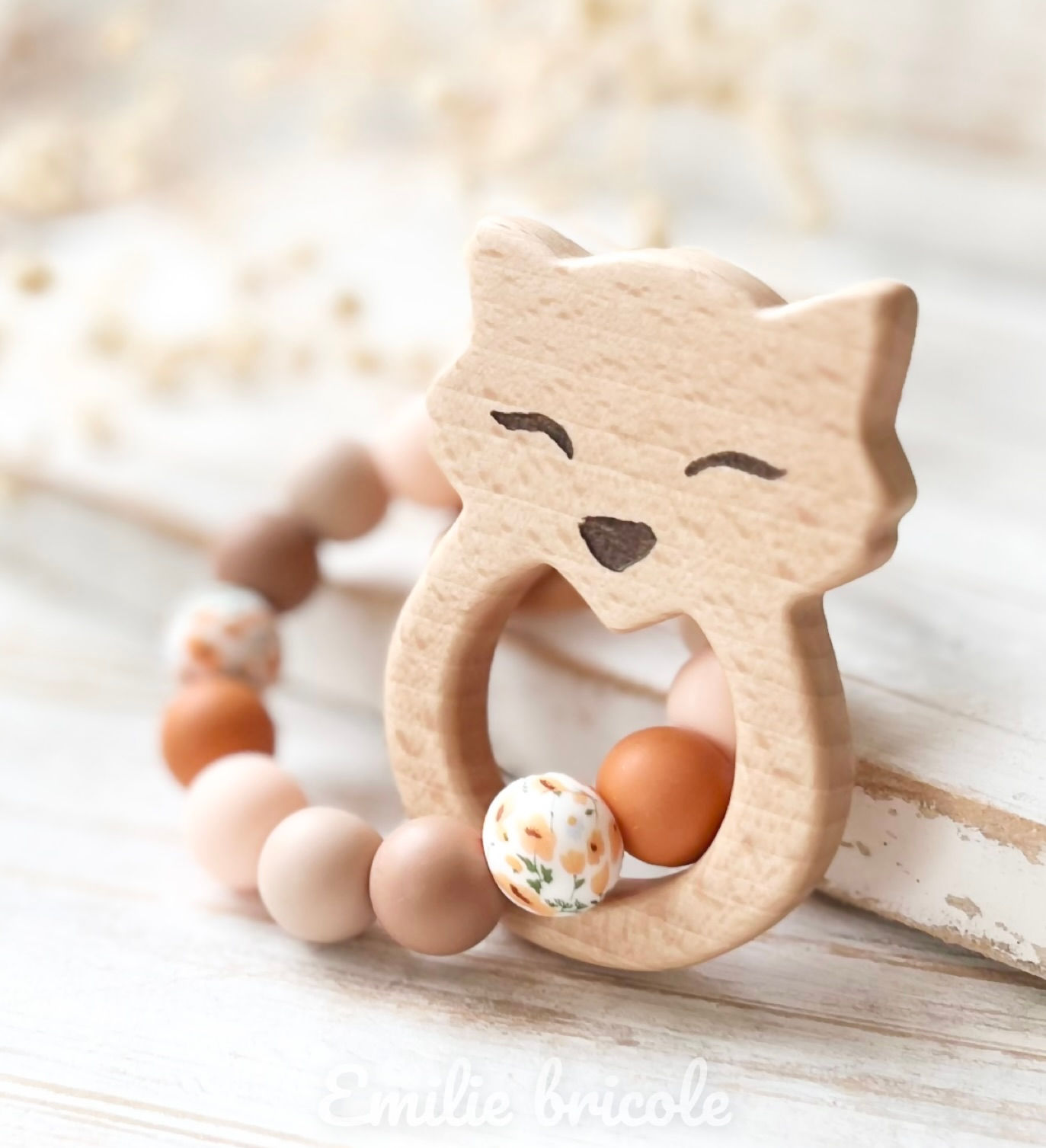 Hochet bois renard - personnalisable