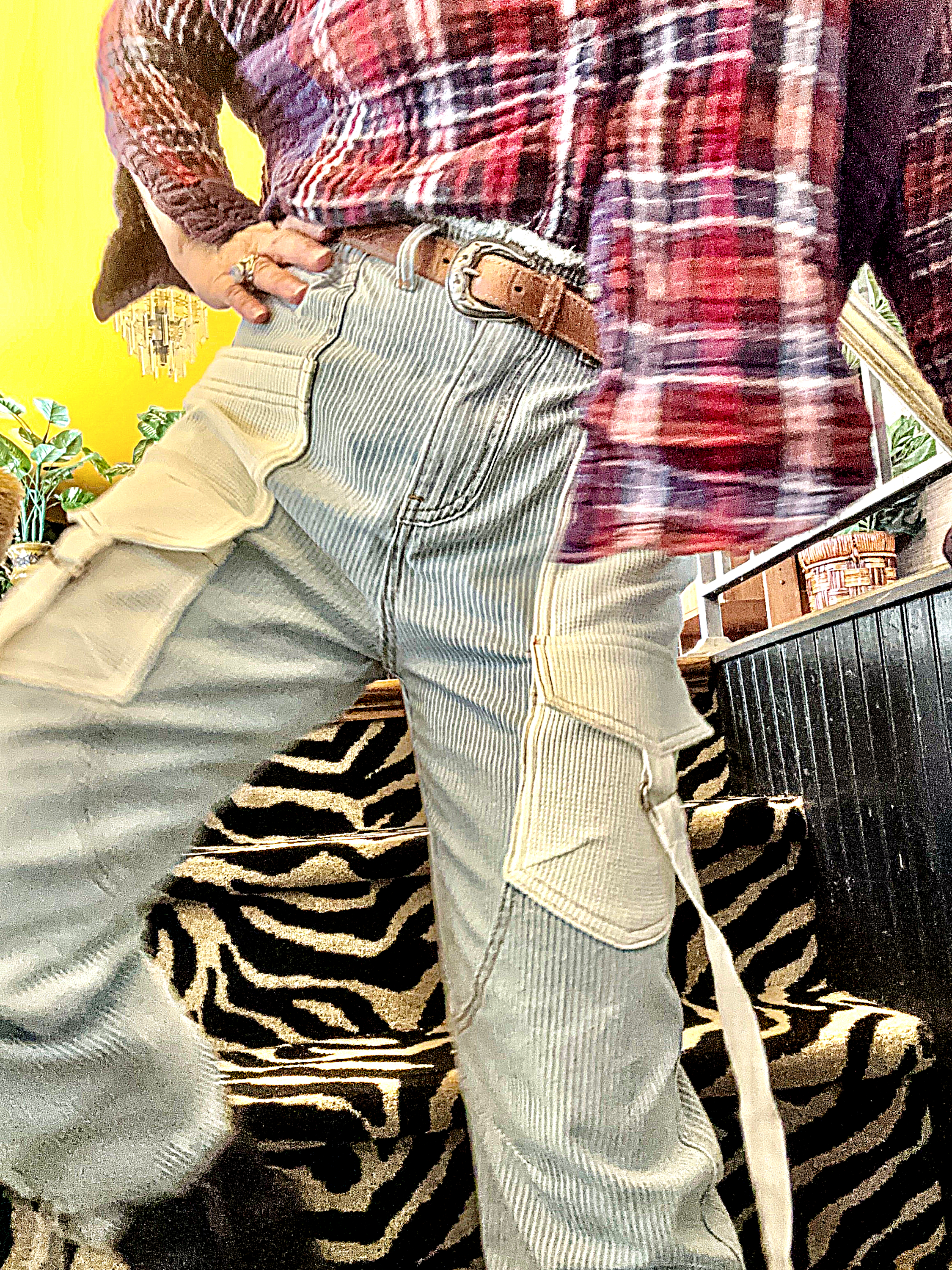 Big pockets railroad jeans