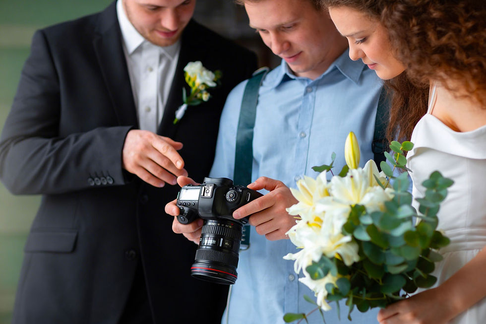 videaste mariage lyon qui montre les vidéos aux mariés