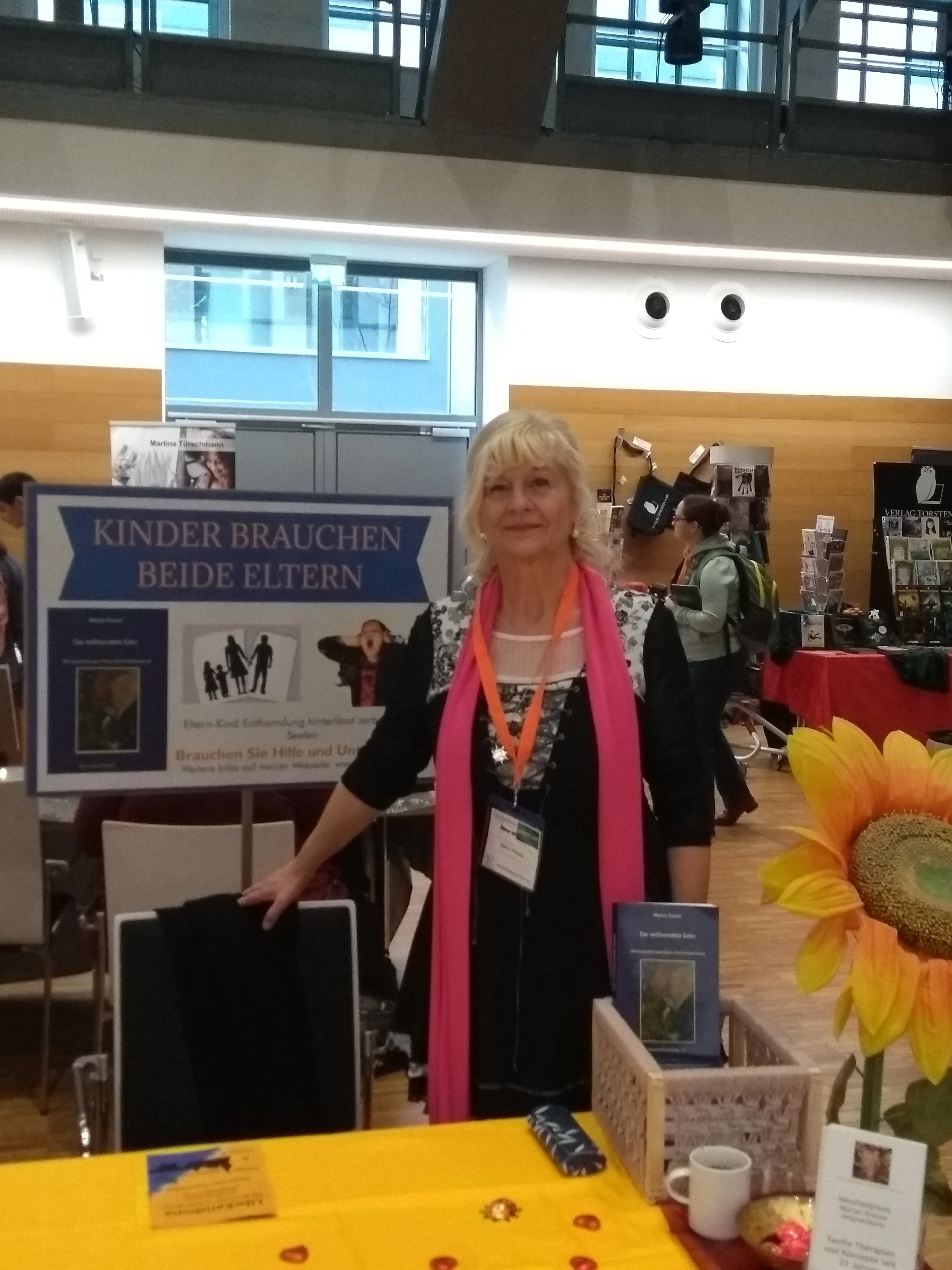 Marion-Krause-Buch-Buchmesse-Libre-Ratisbona