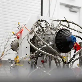 3D-Druck treibt Innovation voran: Beehive Industries führt erfolgreich erste Feuertests für 3D-gedruckten Triebwerk-Demonstrator durch