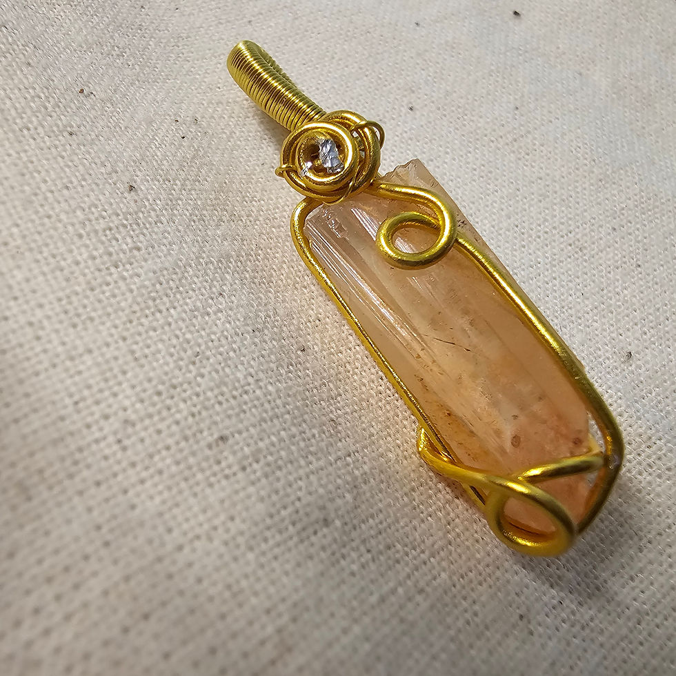Thumbnail: Tangerine Quartz Point