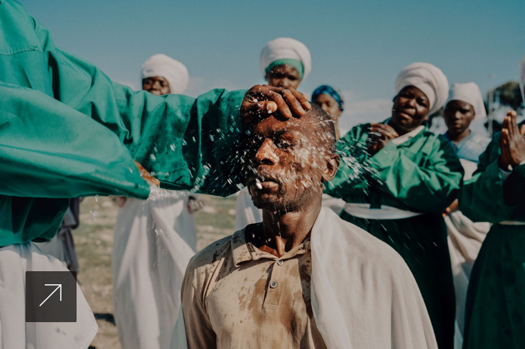 © Mustafah Abdulaziz.