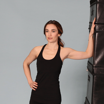 wall-stretch-exercise - elbow bent 90.gif