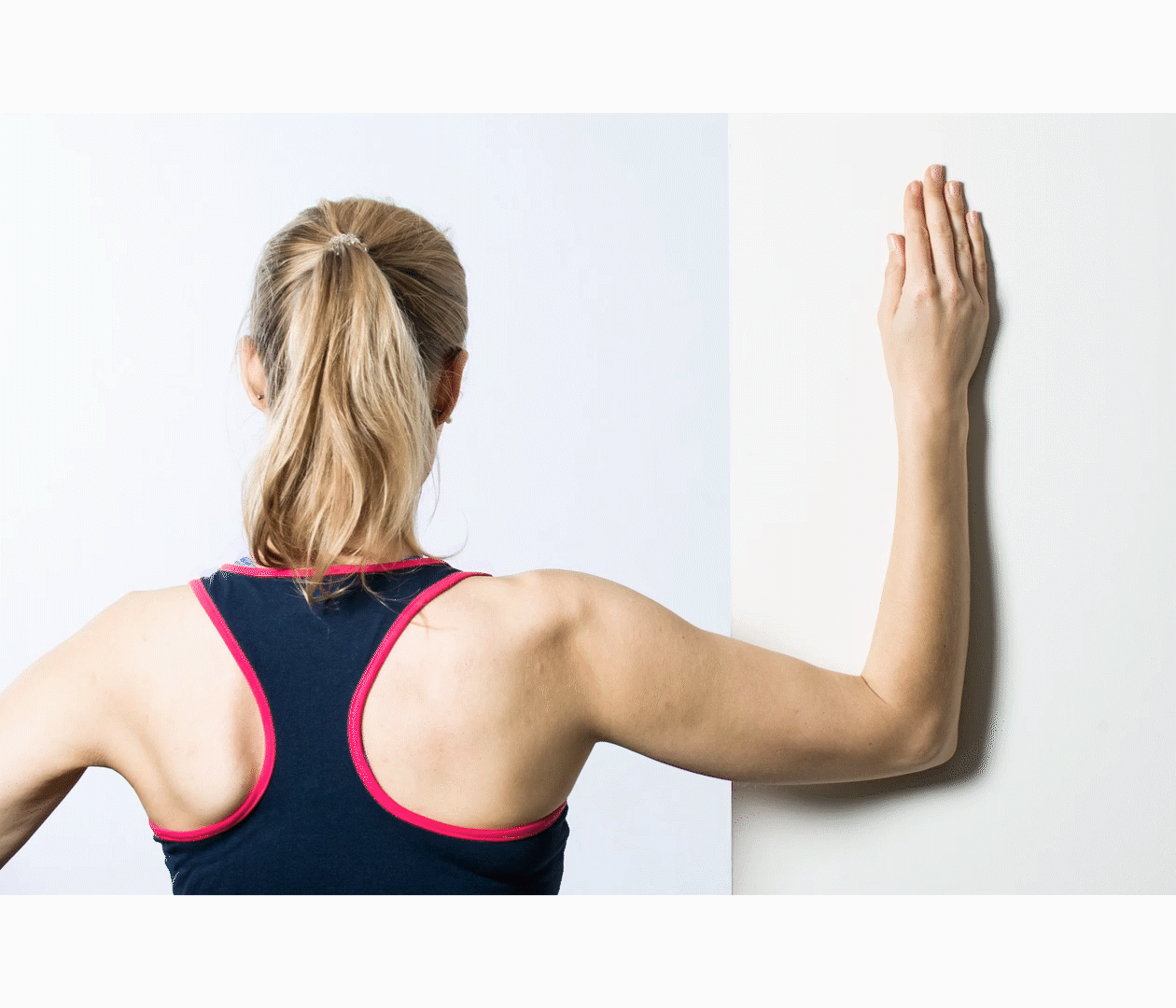 Shoulder stretch - door or wall (90).gif