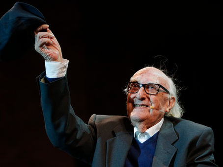 Camilleri - Aforismi e frasi sulla felicità