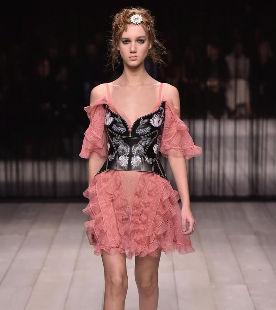 Abito rosa Alexander McQueen