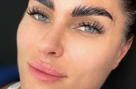 Brow lamination_edited.jpg