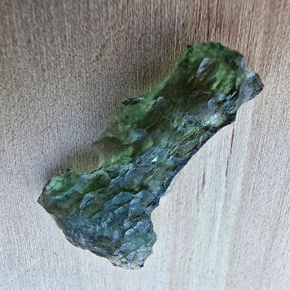 Thumbnail: Green, textured Moldavite, 1.4g