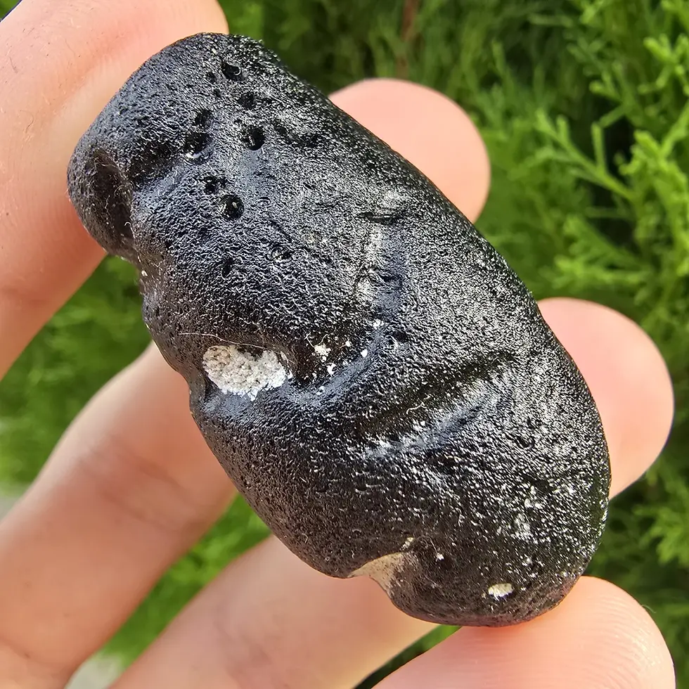 Thumbnail: Philippinite tektite 35.47g