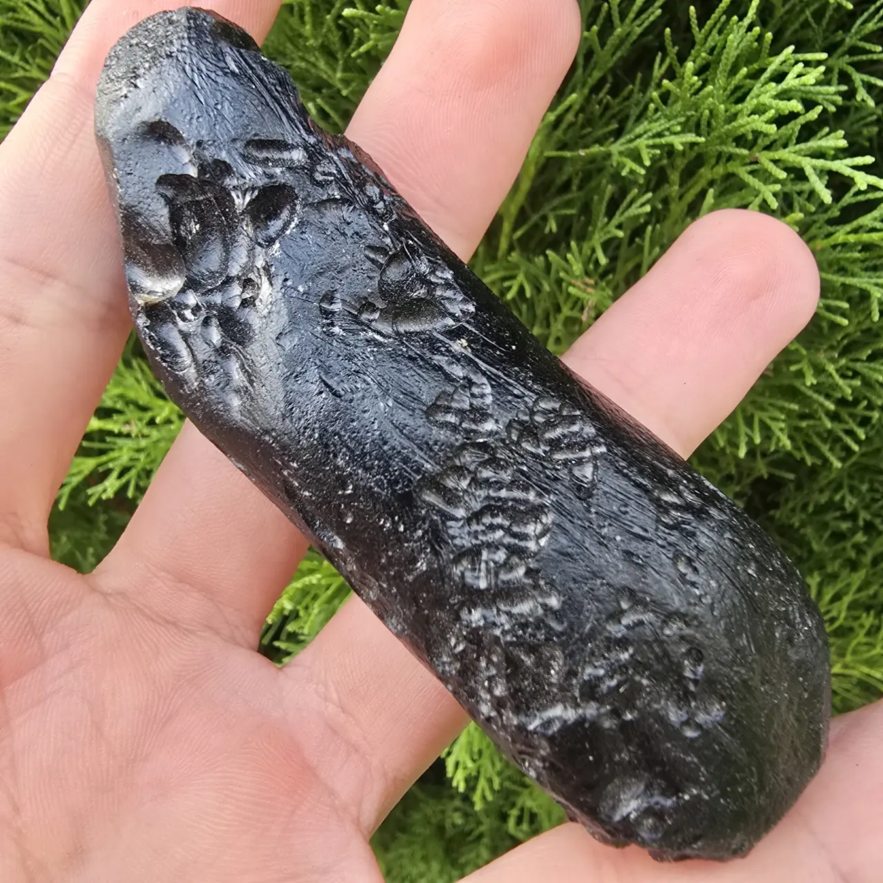Indochinite tektite 94.93g