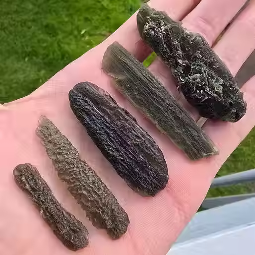 Moldavite Effects and What to Expect