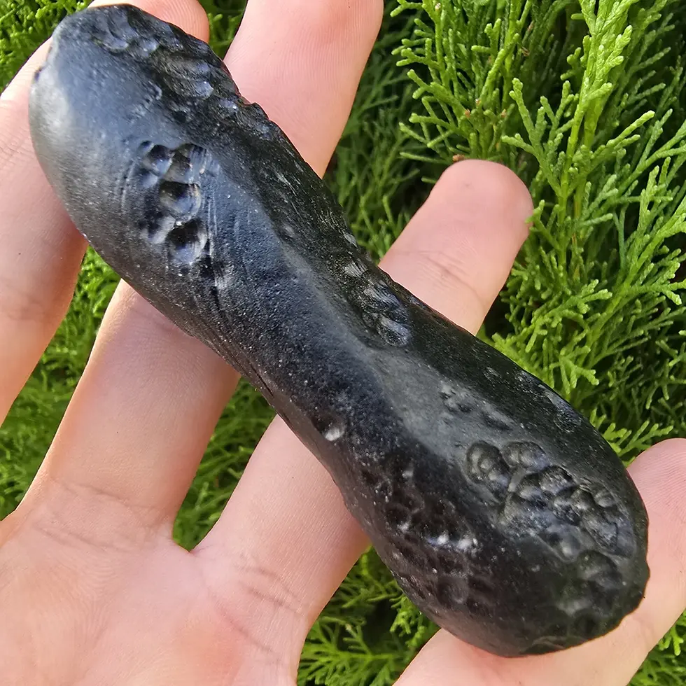 Indochinite tektite 85.34g